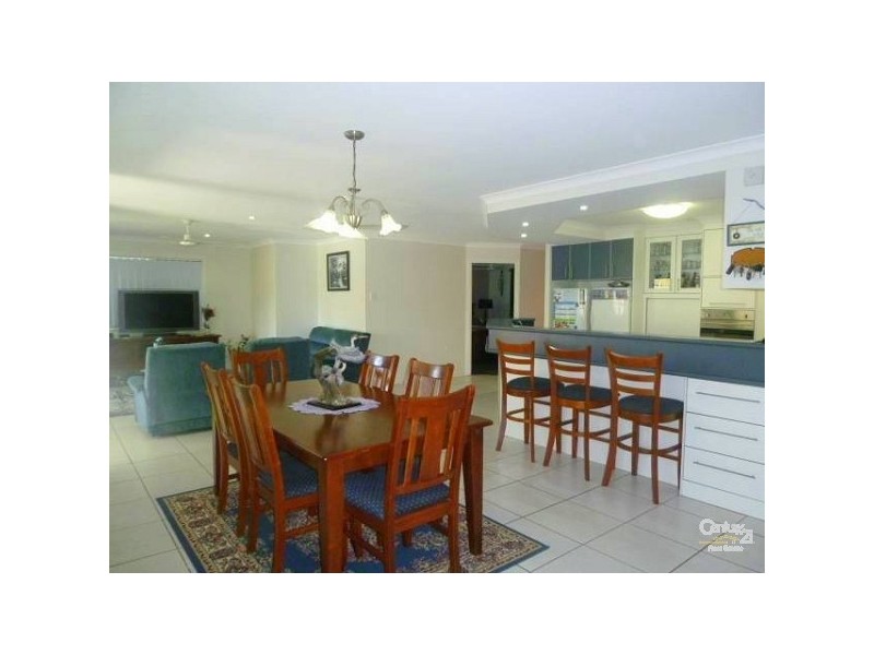 21 Huntington Court, New Auckland QLD 4680