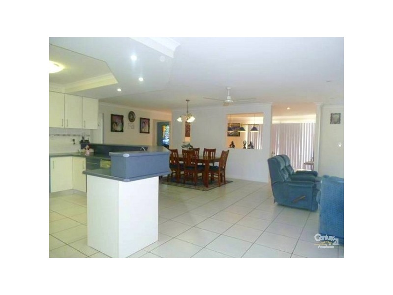 21 Huntington Court, New Auckland QLD 4680