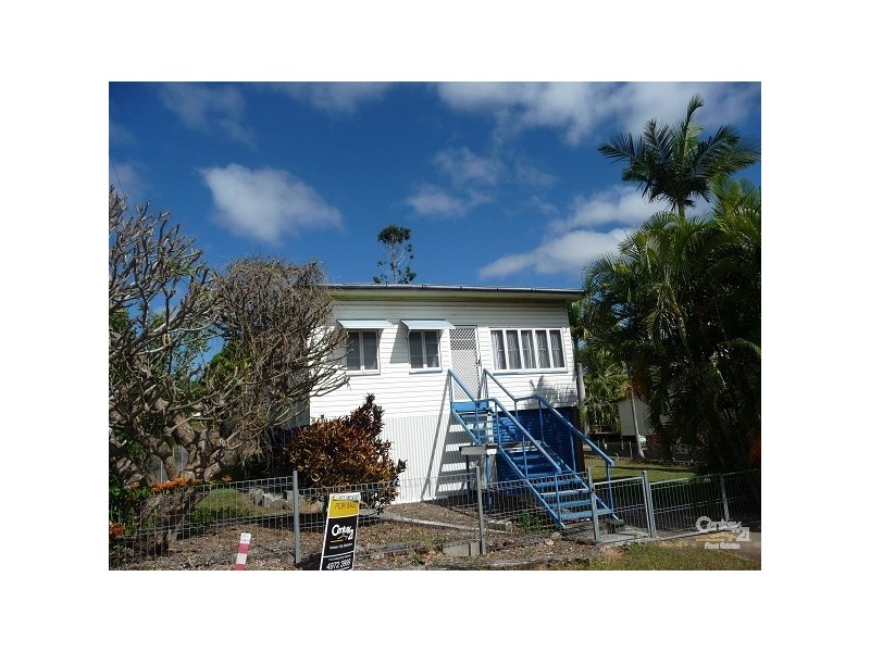 23 Gladstone Street, Mount Larcom QLD 4695