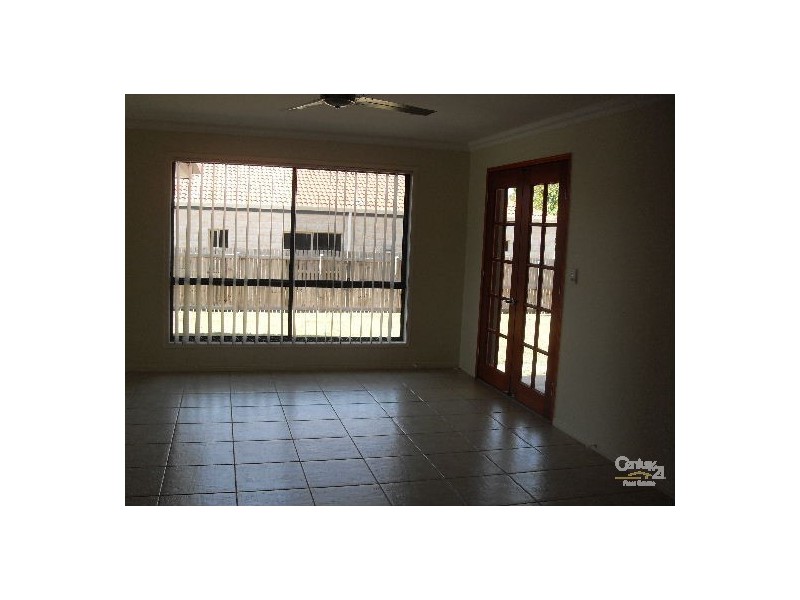 28 Larcom Rise, Gladstone QLD 4680