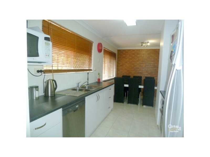 15 Carinya Drive, Gladstone QLD 4680