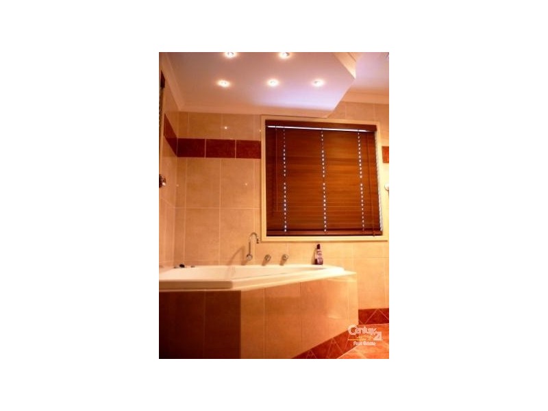 7 Aiken Close, Gladstone QLD 4680