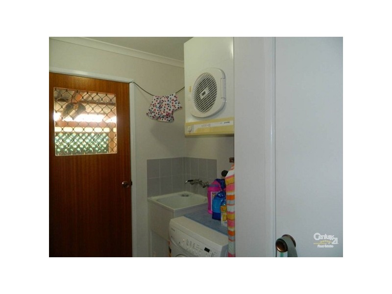 3 Dorset Close, New Auckland QLD 4680