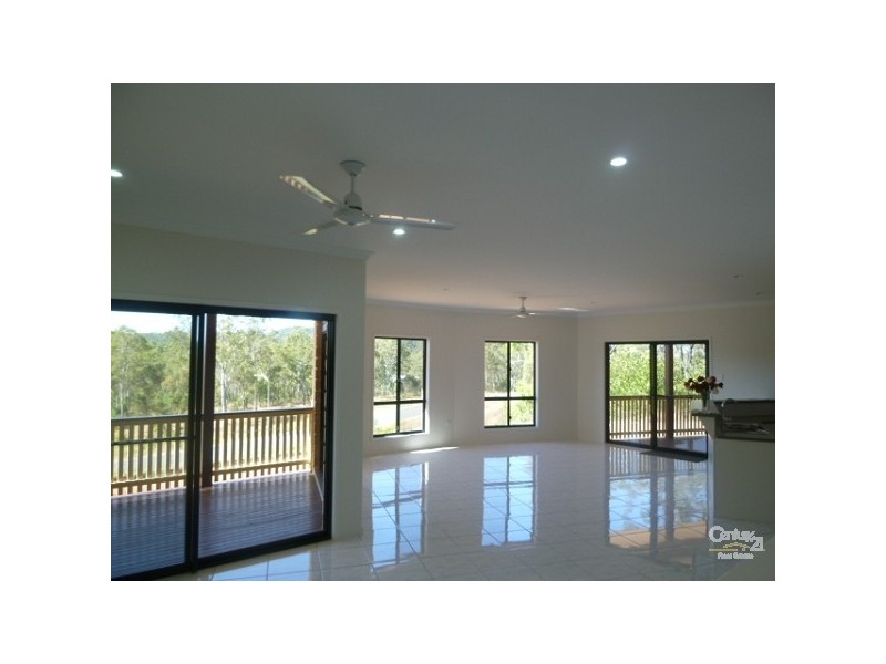 272 Jim Whyte Way, Gladstone QLD 4680