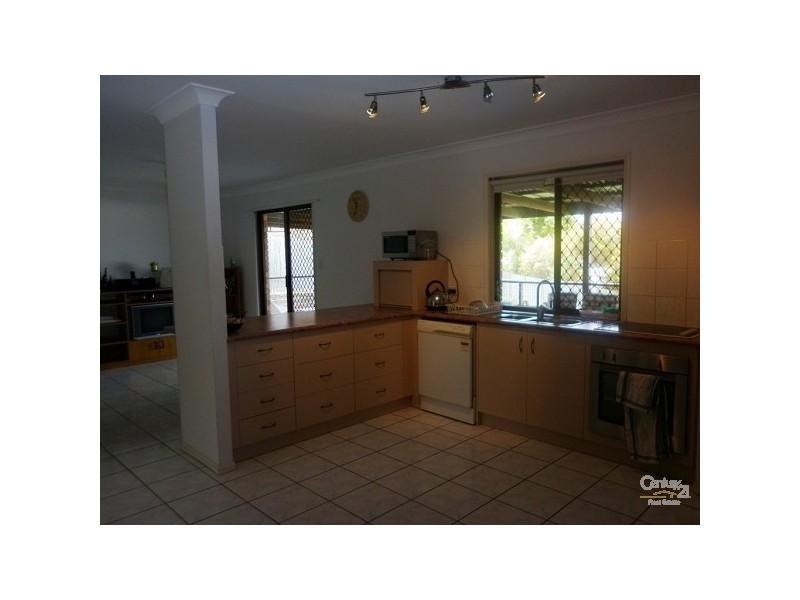 31 Ellington Street, New Auckland QLD 4680