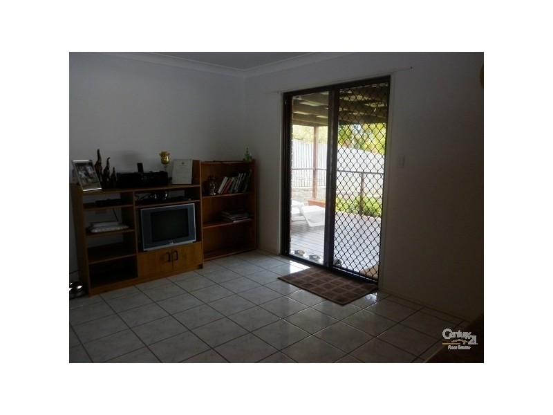 31 Ellington Street, New Auckland QLD 4680