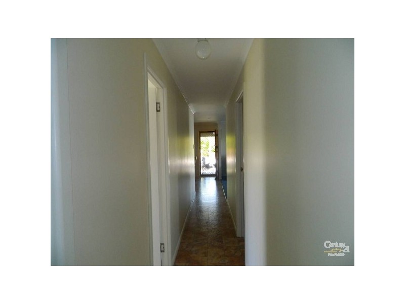 35 Latrobe Street, Tannum Sands QLD 4680