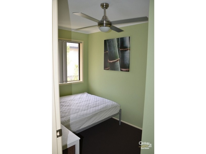 1/18 Leonard Street, Gladstone QLD 4680