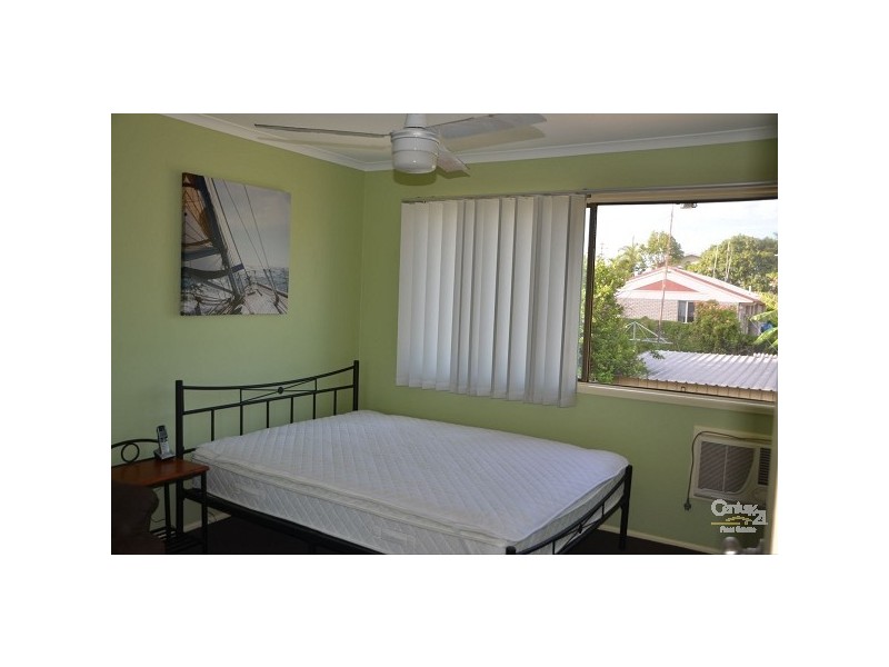 1/18 Leonard Street, Gladstone QLD 4680