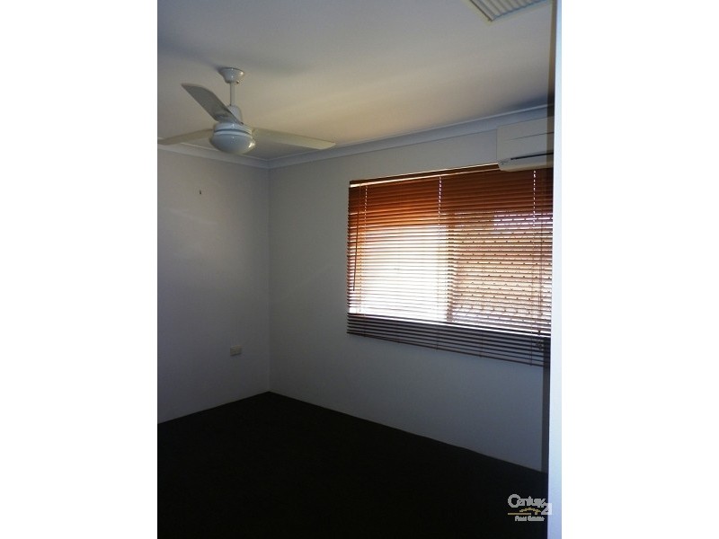 2/15 Carinya Drive, Gladstone QLD 4680