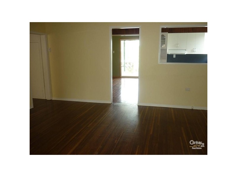 70 Flinders Street, Gladstone QLD 4680