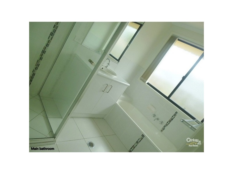 10 Reinaerhoff Crescent, Gladstone QLD 4680