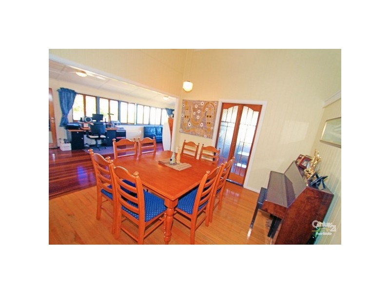 7 Raymond Terrace, Yeppoon QLD 4703