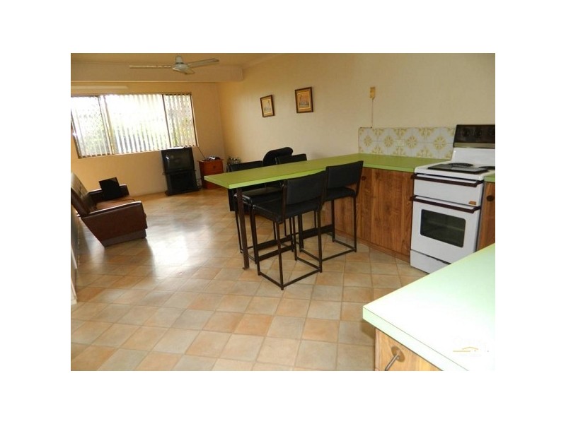 2/45 OConnell Street, Barney Point QLD 4680