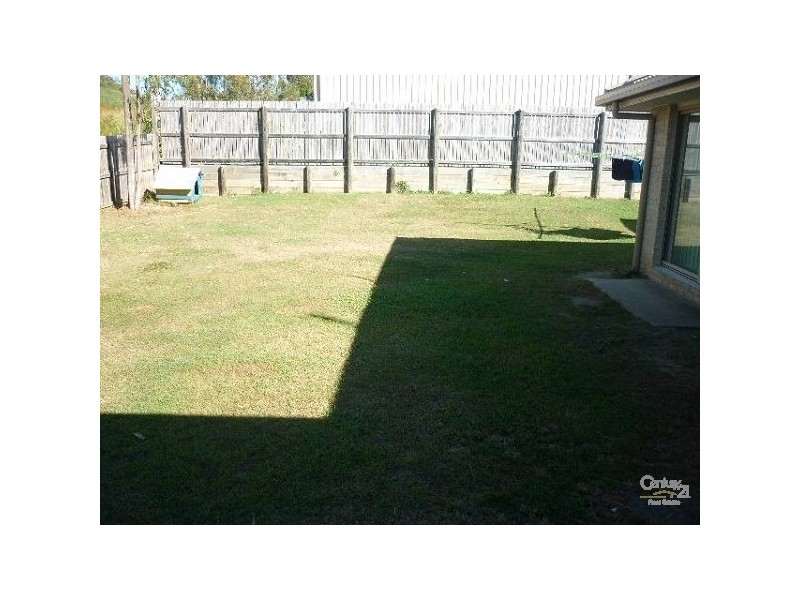 40 Skyline Drive, New Auckland QLD 4680