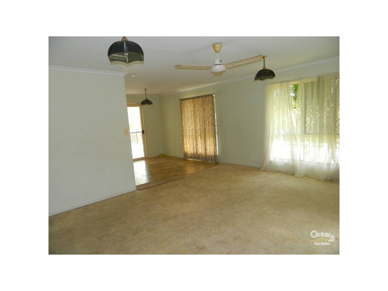 14 Ferguson Crescent, West Gladstone QLD 4680