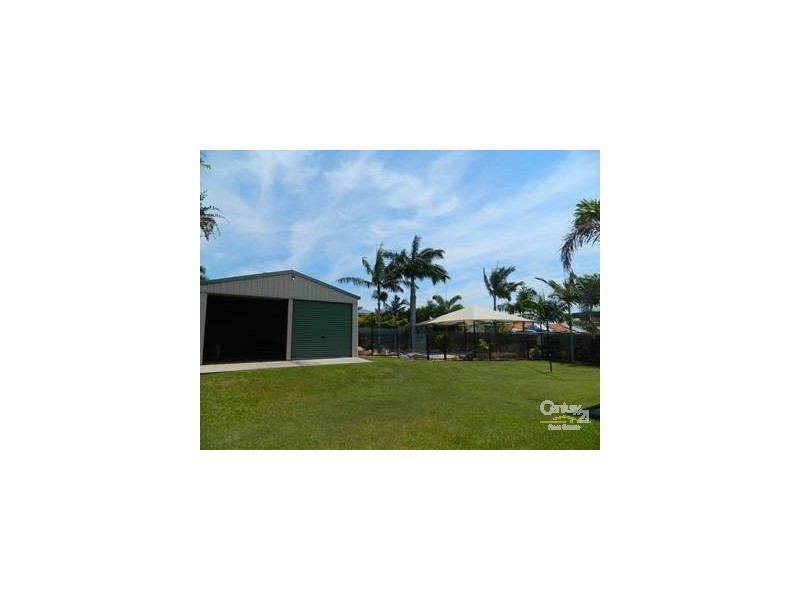17 Witney Street, Telina QLD 4680