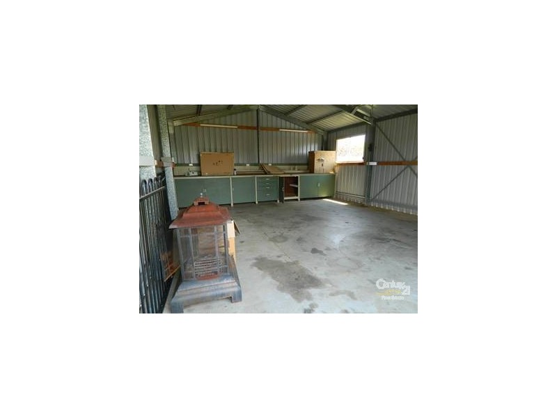 17 Witney Street, Telina QLD 4680