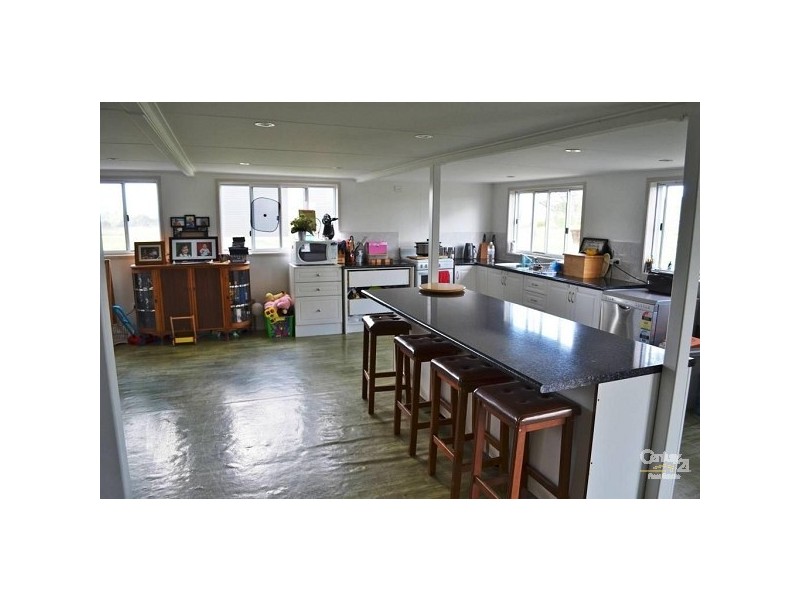 117 Weir View Road, Bajool QLD 4699