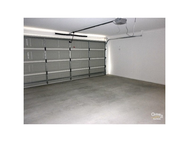 4 Harmony Drive, Gladstone QLD 4680