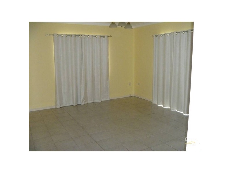 68 Flinders Street, West Gladstone QLD 4680