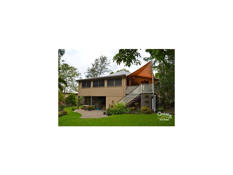 18 Roberts Street, Gladstone QLD 4680