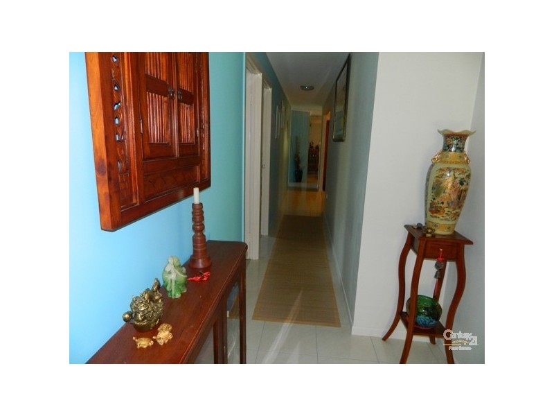 43 Cairncross Street, Gladstone QLD 4680