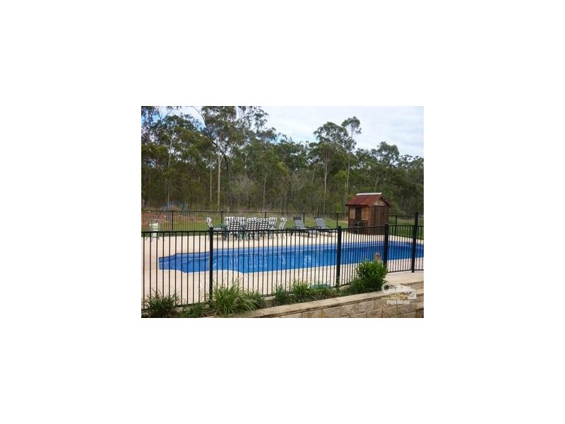 16 Luana Crescent, Beecher QLD 4680