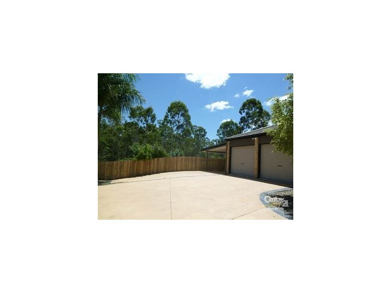 6 Jim Whyte Way, Beecher QLD 4680