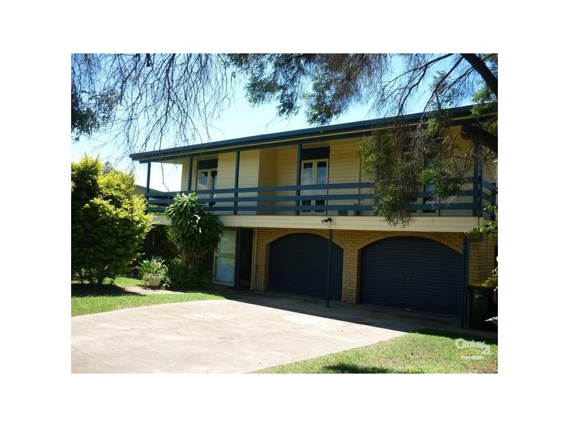 17 Campbell Street, Clinton QLD 4680