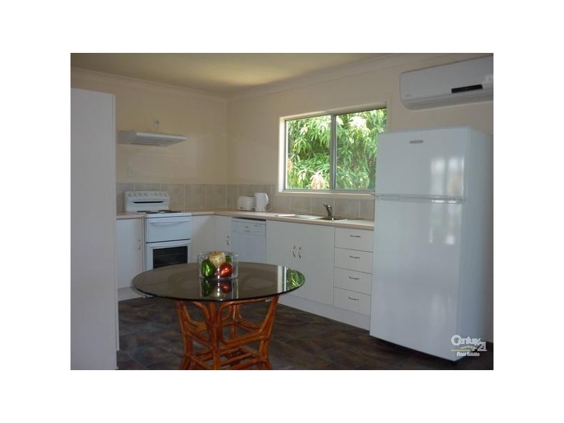 17 Campbell Street, Clinton QLD 4680