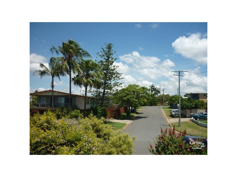 17 Campbell Street, Clinton QLD 4680