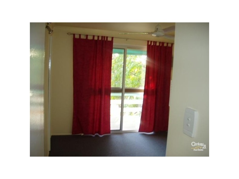 4/6 Wenitong Street, Gladstone QLD 4680