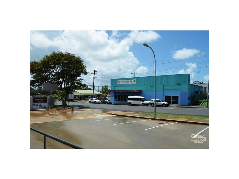 39 Toolooa Street, Gladstone South QLD 4680