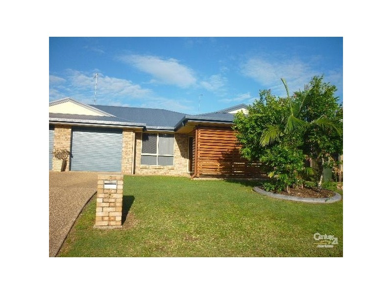 2/79 Col Brown Avenue, Clinton QLD 4680