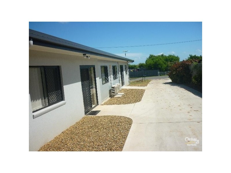 2/27 Mylne Street, Gladstone QLD 4680