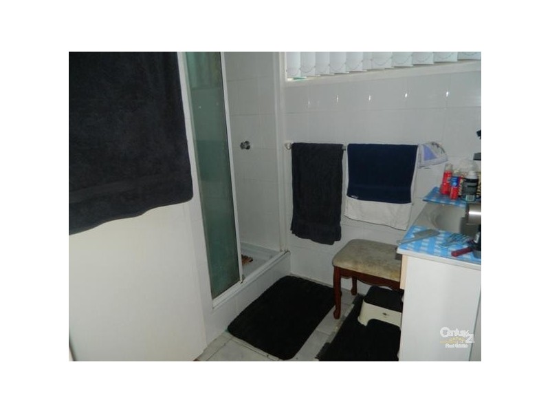 1 Wilson Street, New Auckland QLD 4680