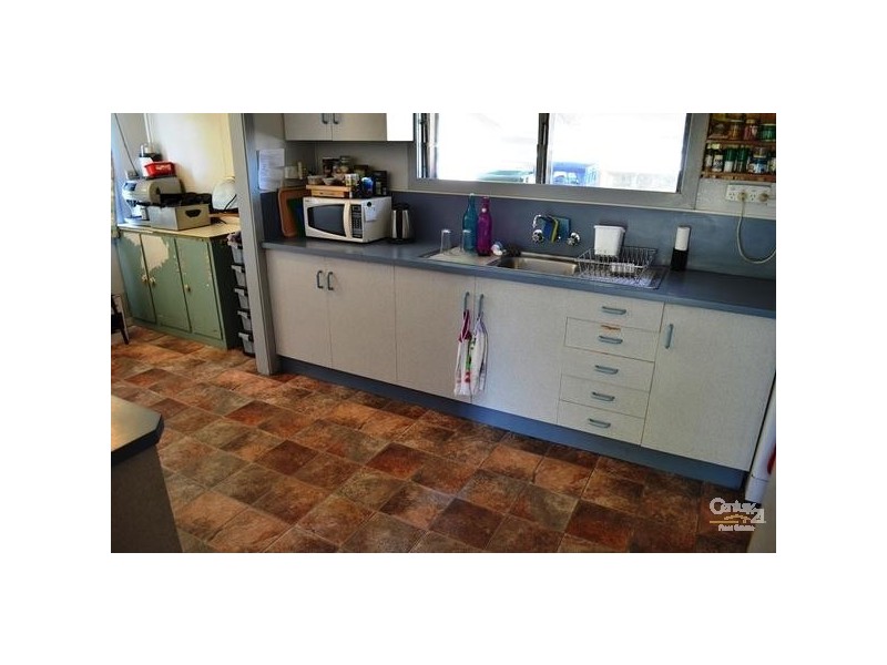 19 Mellefont Street, West Gladstone QLD 4680