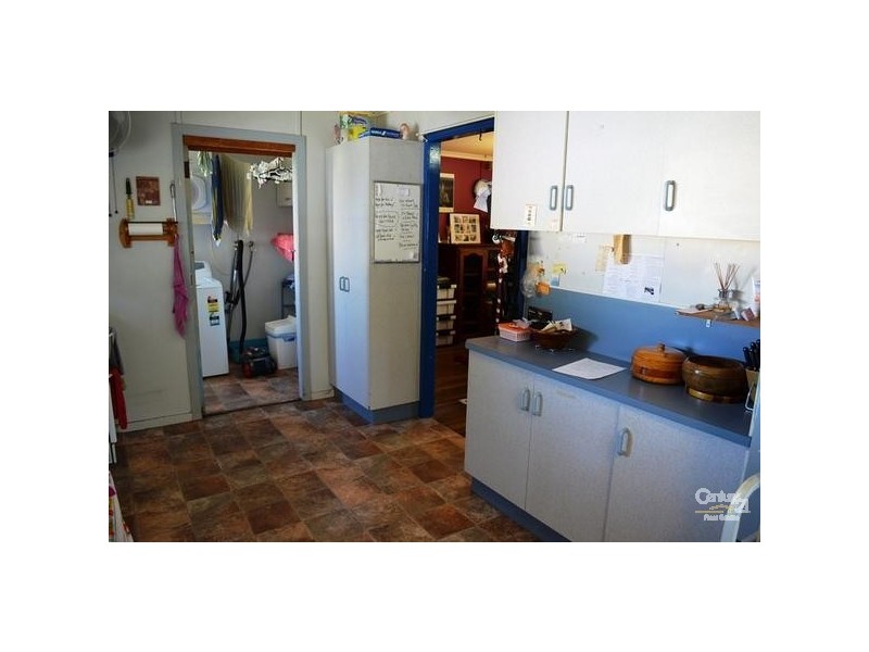 19 Mellefont Street, West Gladstone QLD 4680