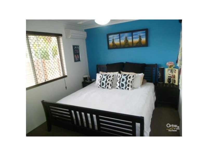 1/15 Carinya Drive, Gladstone QLD 4680