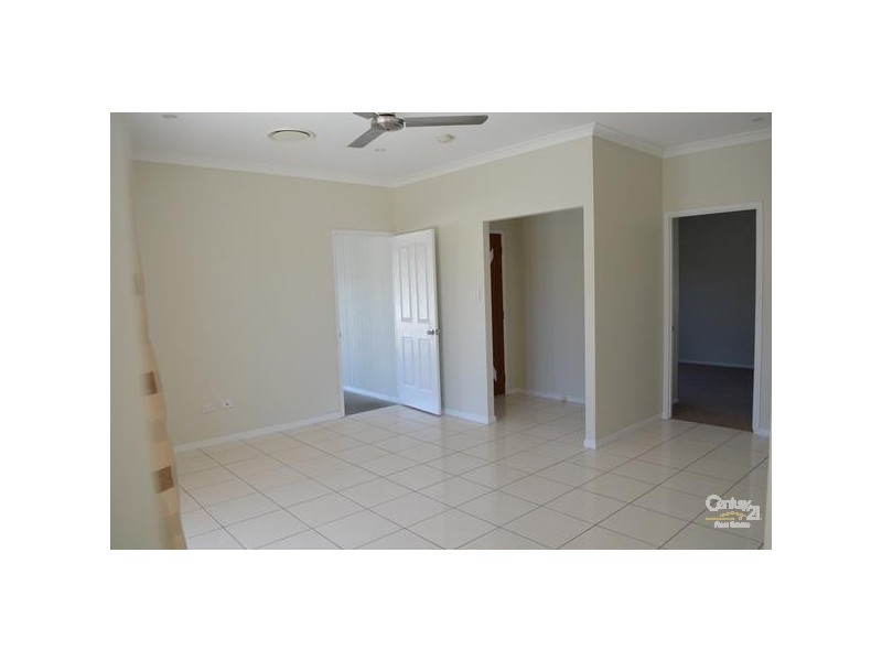 2A Golfview Drive, Boyne Island QLD 4680