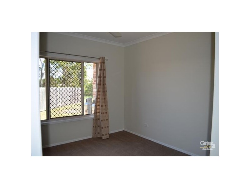 2A Golfview Drive, Boyne Island QLD 4680