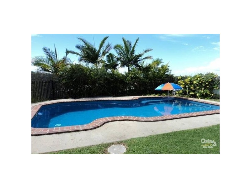 17 Stitt Close, Glen Eden QLD 4680