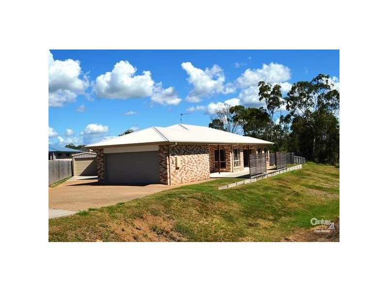2a Golfview Drive, Boyne Island QLD 4680