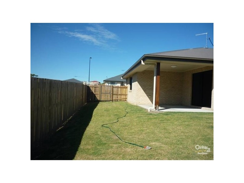 9 Takoko Place, Kirkwood QLD 4680