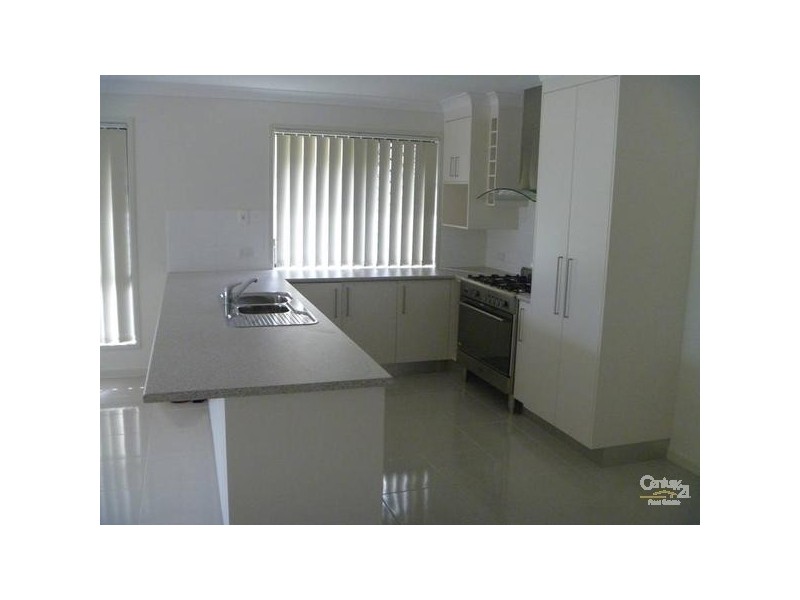 39 Golfview Drive, Boyne Island QLD 4680