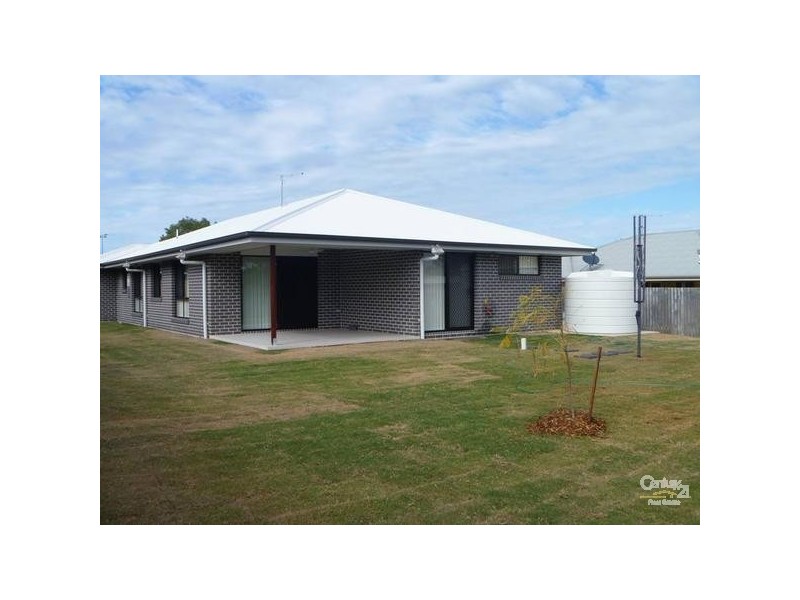 39 Golfview Drive, Boyne Island QLD 4680