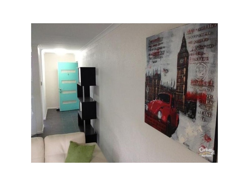 6/8 Roseberry Street, Gladstone QLD 4680