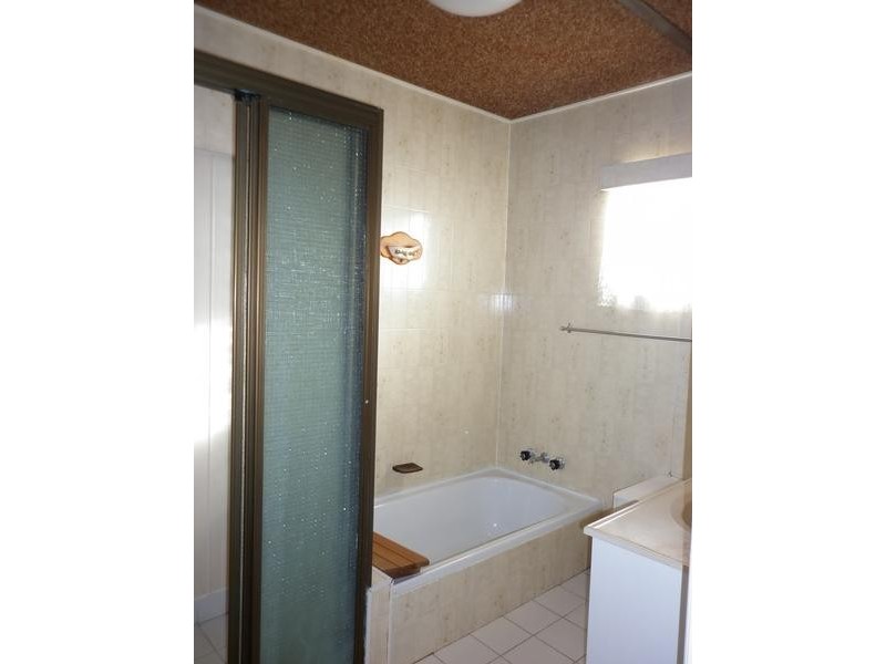 12 Wistari Street, Clinton QLD 4680