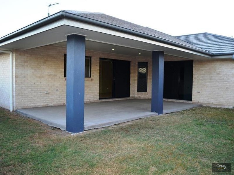 27 Reinaerhoff Crescent, Gladstone QLD 4680